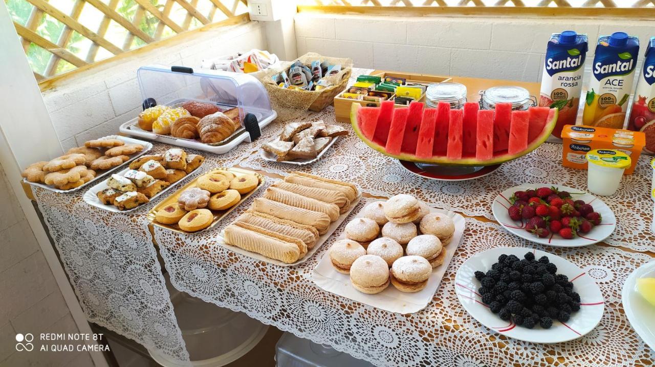 I Giganti Bed and Breakfast Riola Sardo Exteriör bild