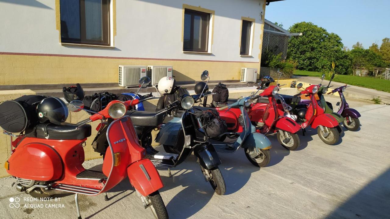I Giganti Bed and Breakfast Riola Sardo Exteriör bild