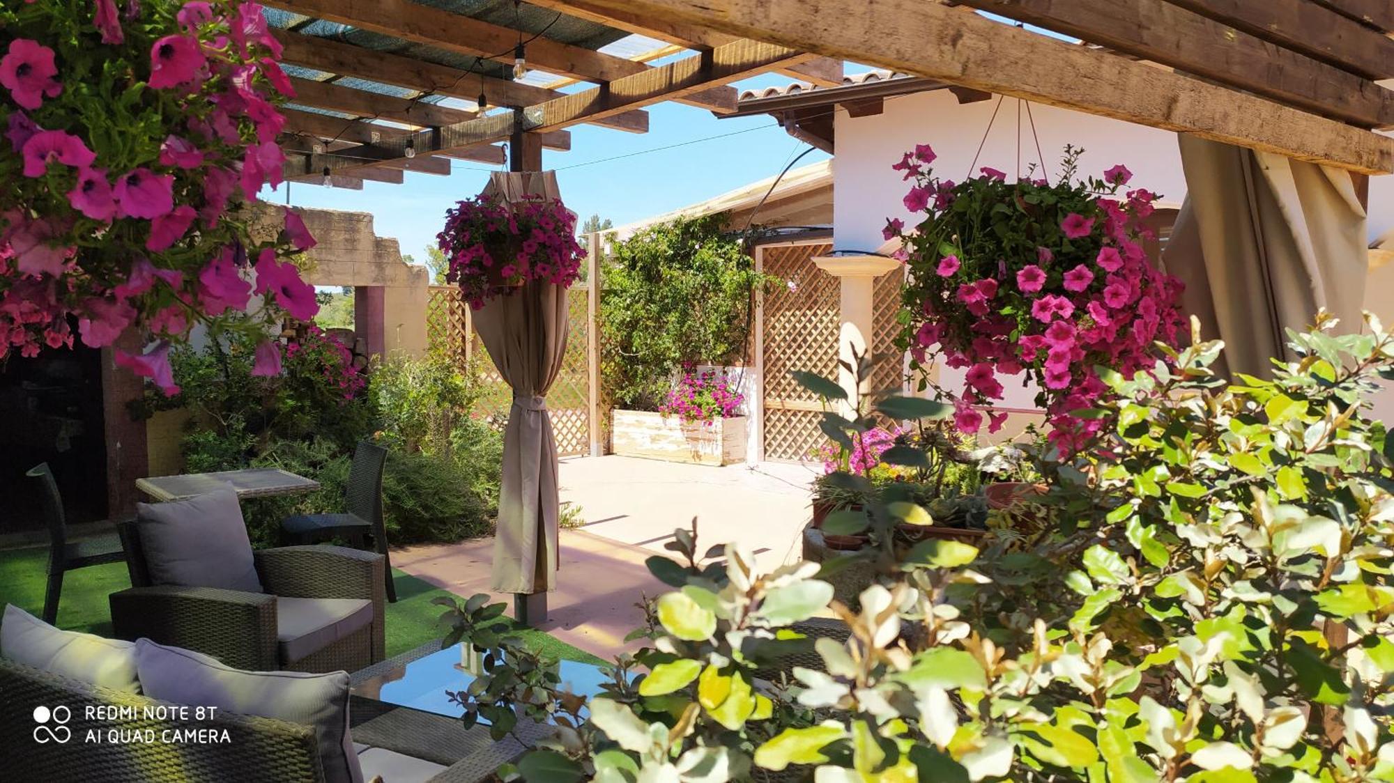 I Giganti Bed and Breakfast Riola Sardo Exteriör bild