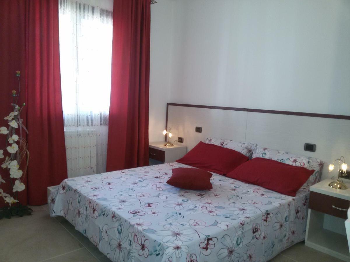 I Giganti Bed and Breakfast Riola Sardo Exteriör bild